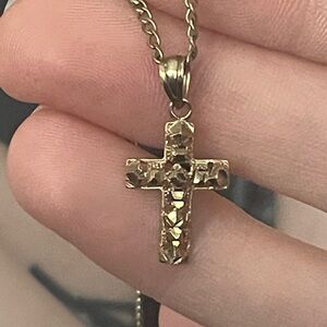10k Solid Yellow Gold Cross Pendant